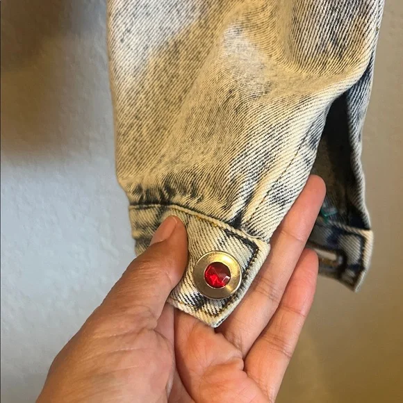 Vintage Embellished Denim Jacket with Pearl Accents - Picture 10 of 15